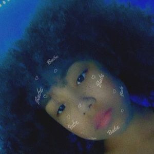 Meet your Posher, Jahniya